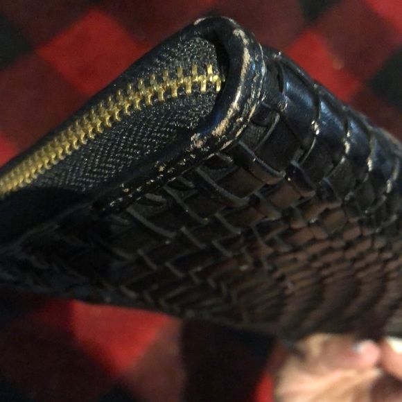 Cole Haan Genevieve Leather Zip Around Wallet - Picture 5 of 12